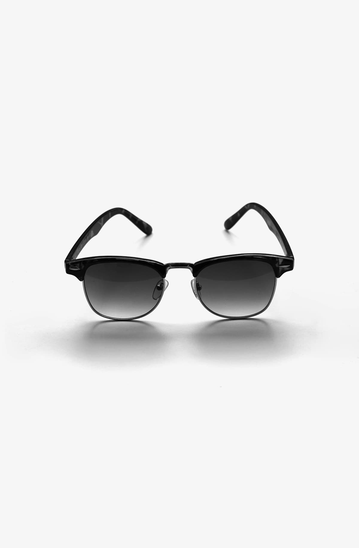 Classic Aviator Sunglasses